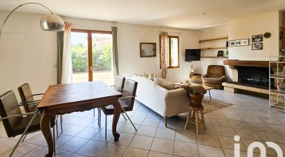 Traditional house 4 rooms of 107 m² in Simiane-la-Rotonde (04150)