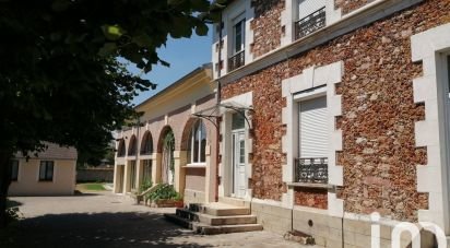 House 15 rooms of 305 m² in Chailly-en-Bière (77930)