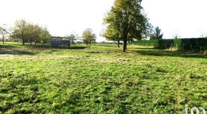 Land of 8,182 m² in Montmorillon (86500)