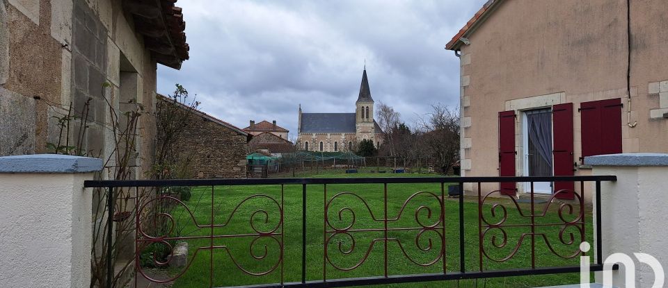 Country house 4 rooms of 103 m² in Nérignac (86150)