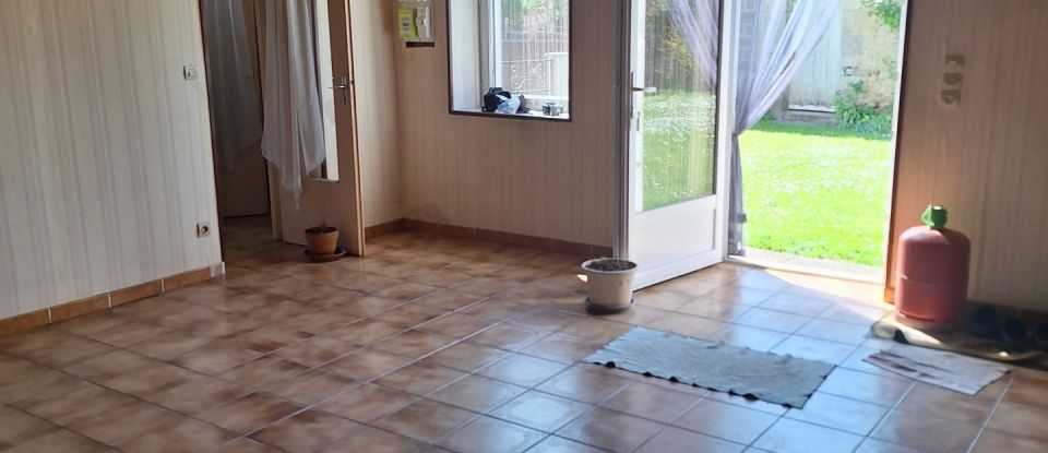 Country house 4 rooms of 103 m² in Nérignac (86150)