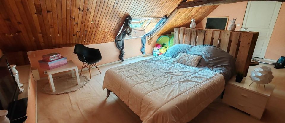 Maison 4 pièces de 157 m² à Toury-sur-Jour (58240)