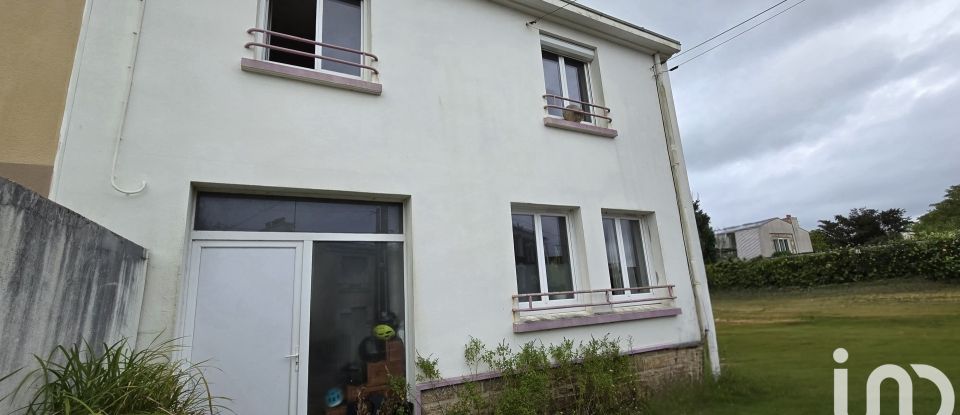 House 4 rooms of 87 m² in Brest (29200)