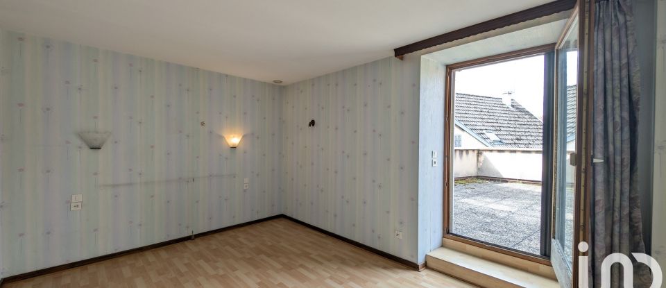 Village house 9 rooms of 285 m² in Diemeringen (67430)