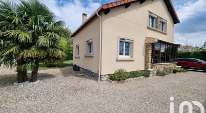 Traditional house 7 rooms of 120 m² in Ozoir-la-Ferrière (77330)