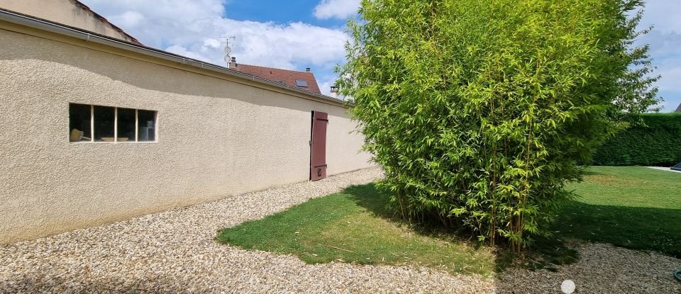 Maison 7 pièces de 120 m² à Ozoir-la-Ferrière (77330)