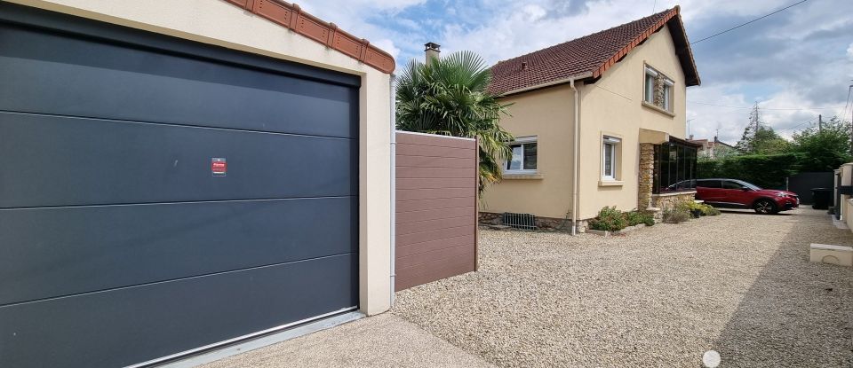 Maison 7 pièces de 120 m² à Ozoir-la-Ferrière (77330)