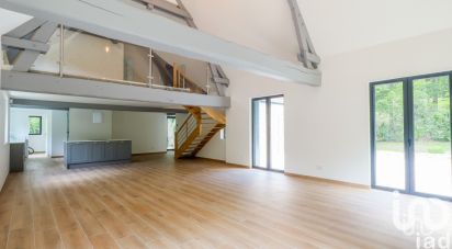 Maison 7 pièces de 201 m² à Les Mesnuls (78490)