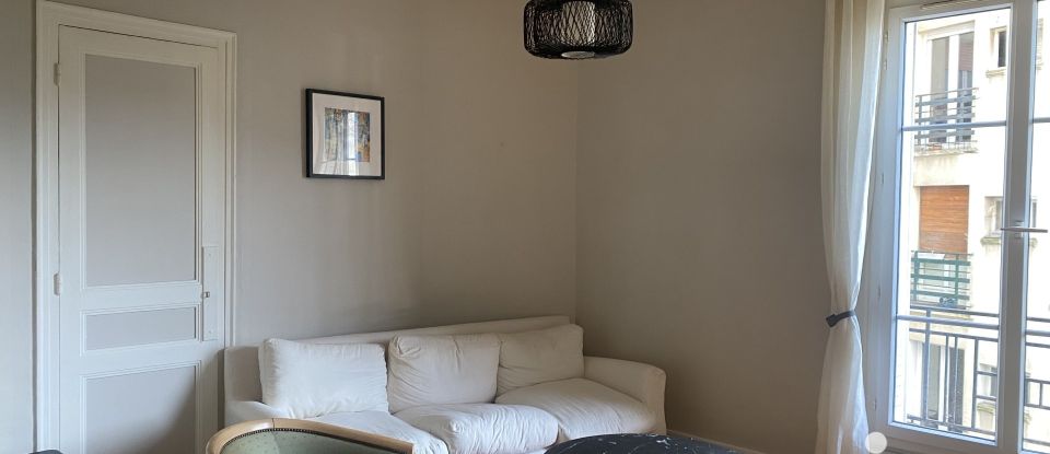 Appartement 2 pièces de 47 m² à Paris (75018)