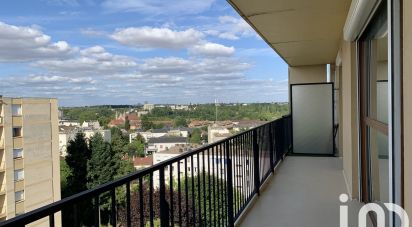 Apartment 2 rooms of 42 m² in Chartres (28000)