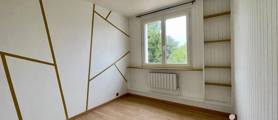 Maison 5 pièces de 102 m² à Saint-Soupplets (77165)