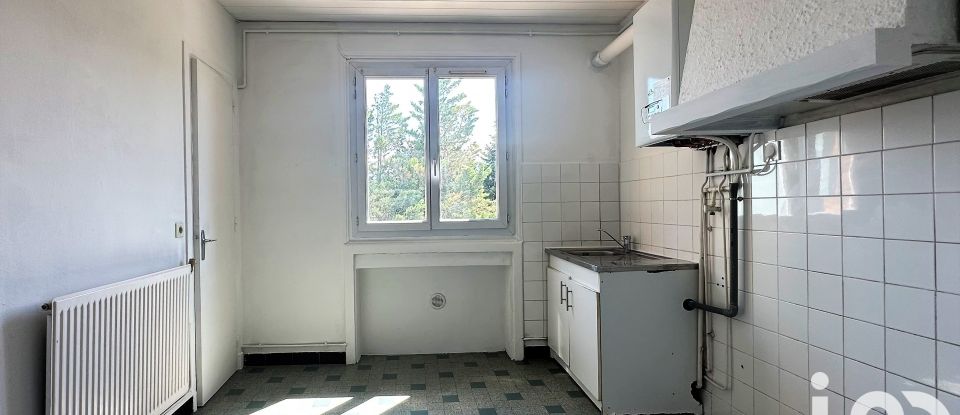 Apartment 4 rooms of 79 m² in Grenoble (38100)