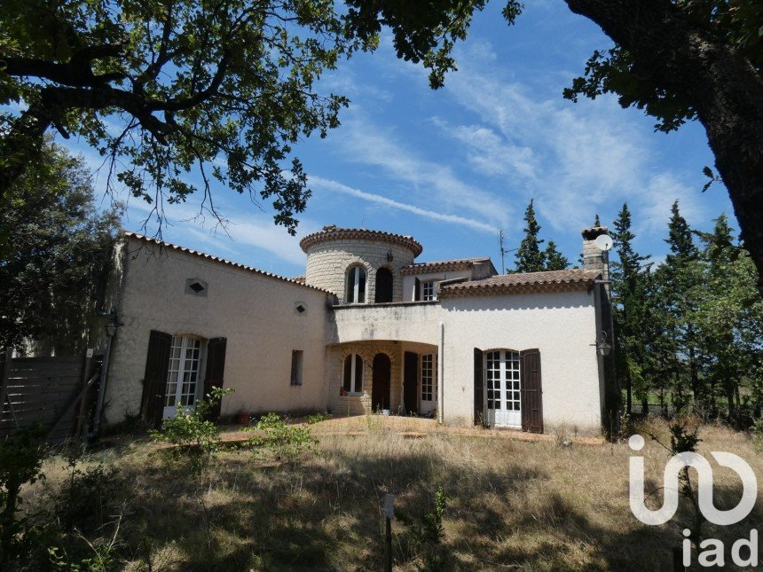 House 7 rooms of 169 m² in Grillon (84600)