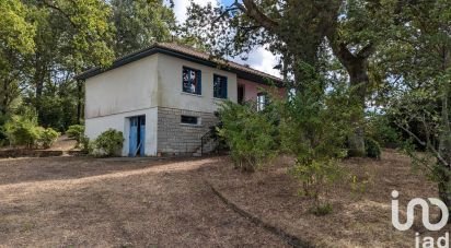 Traditional house 4 rooms of 83 m² in Montendre (17130)