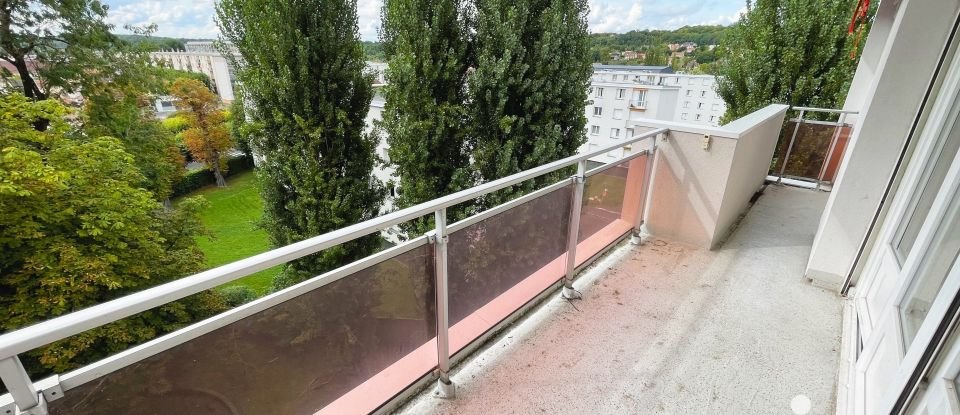 Appartement 4 pièces de 80 m² à Montereau-Fault-Yonne (77130)