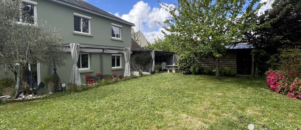 Maison 8 pièces de 169 m² à Saint-Herblain (44800)