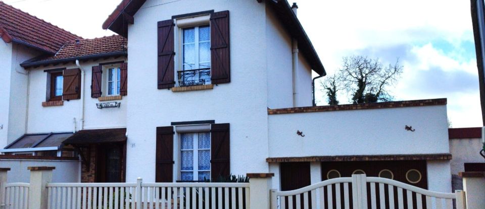 House 4 rooms of 84 m² in Nanteuil-lès-Meaux (77100)