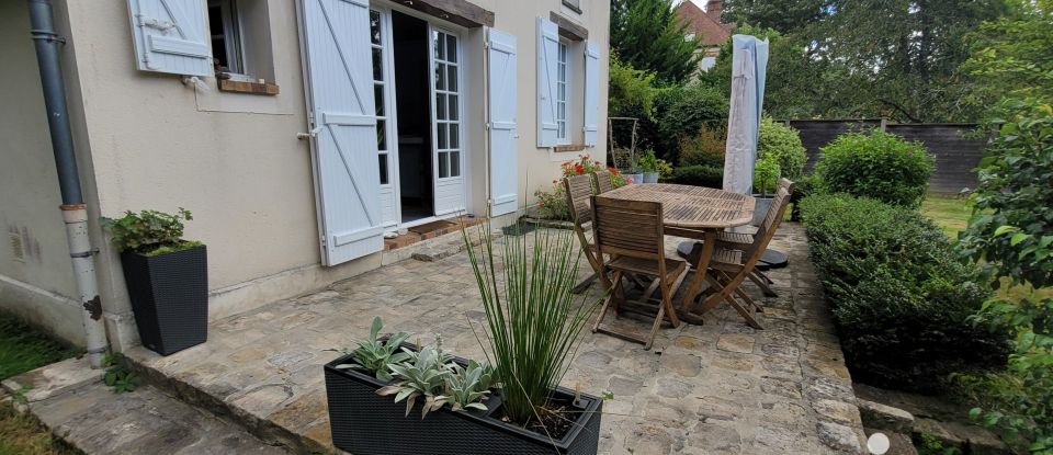 House 4 rooms of 66 m² in Montigny-sur-Loing (77690)