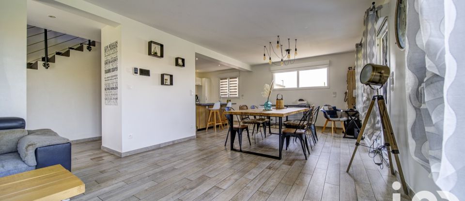 Maison 6 pièces de 124 m² à Pontoy (57420)