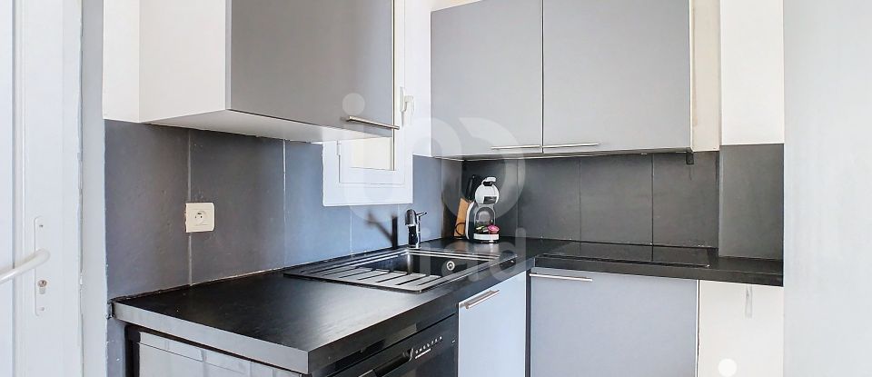 Appartement 3 pièces de 44 m² à Fos-sur-Mer (13270)