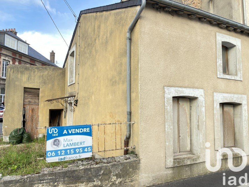 Maison 4 pièces de 42 m² à Bogny-sur-Meuse (08120)