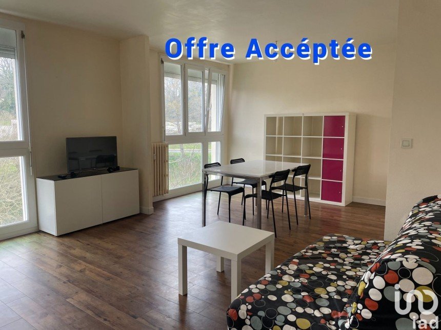 Apartment 3 rooms of 68 m² in Lannion (22300)