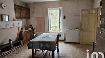 Maison 4 pièces de 142 m² à Bayas (33230)