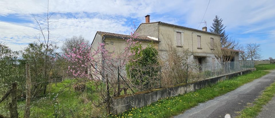 Maison 4 pièces de 142 m² à Bayas (33230)