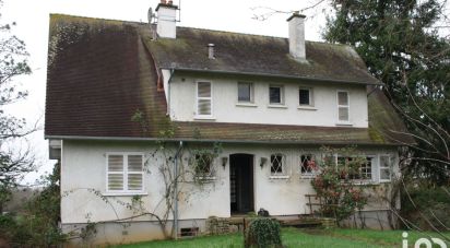 Traditional house 10 rooms of 250 m² in Souligné-sous-Ballon (72290)