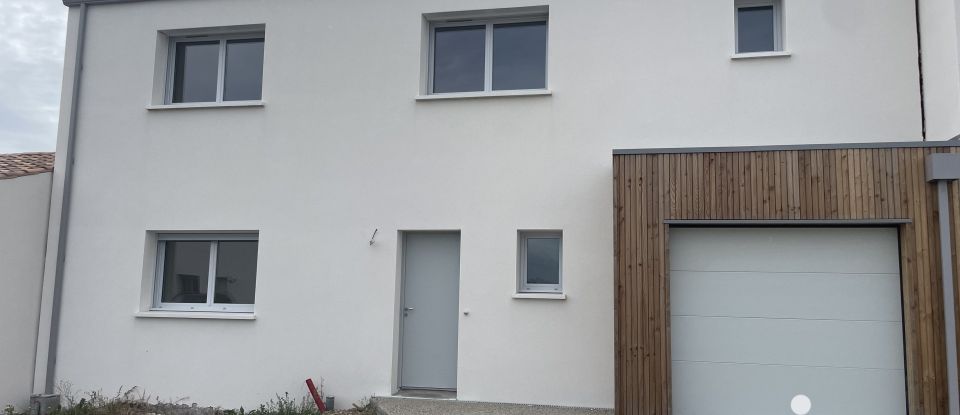 House 5 rooms of 151 m² in Saint-Ouen-d'Aunis (17230)