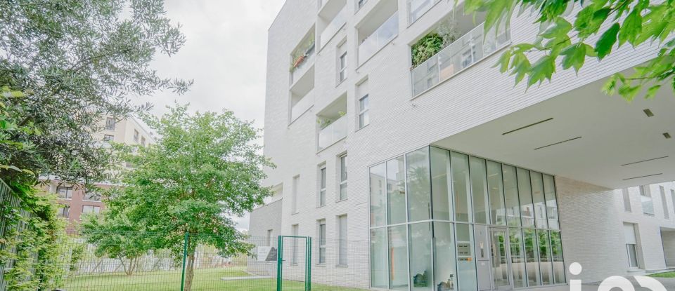 Duplex 5 rooms of 98 m² in Ivry-sur-Seine (94200)