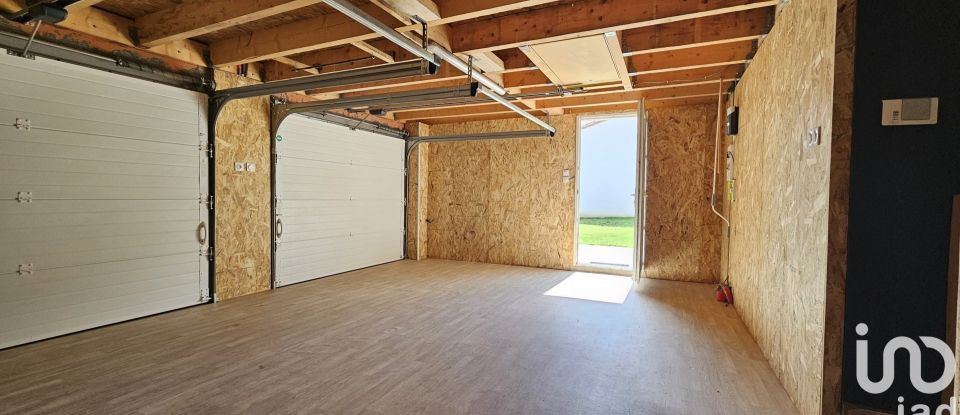 Maison 5 pièces de 121 m² à Basse-Goulaine (44115)