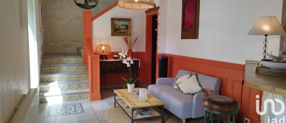 Traditional house 5 rooms of 166 m² in Crosne (91560)