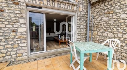 House 5 rooms of 128 m² in Dammartin-en-Serve (78111)