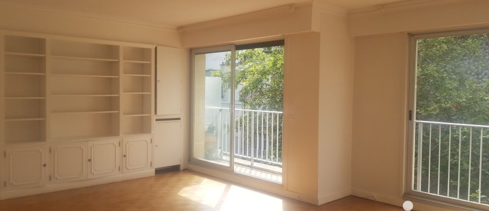 Appartement 5 pièces de 102 m² à Paris (75016)