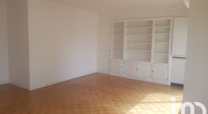 Appartement 5 pièces de 102 m² à Paris (75016)