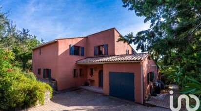 Traditional house 6 rooms of 200 m² in Fayence (83440)