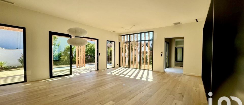 Maison 7 pièces de 250 m² à Anglet (64600)