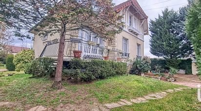 Maison traditionnelle 8 pièces de 122 m² à Taverny (95150)