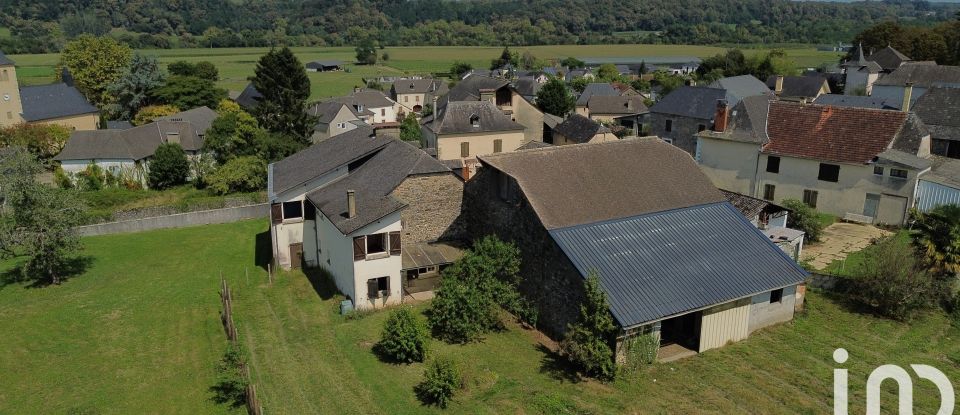 Village house 8 rooms of 192 m² in Oloron-Sainte-Marie (64400)