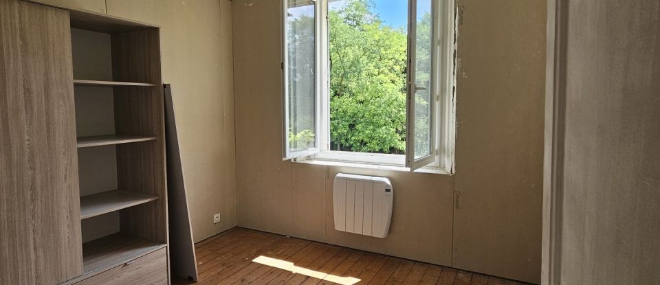 Town house 3 rooms of 55 m² in La Couronne (16400)