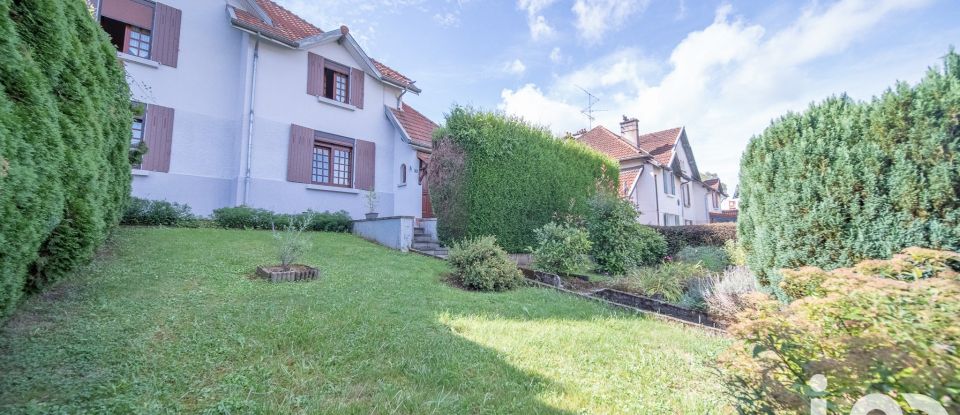 House 5 rooms of 81 m² in Audun-le-Tiche (57390)