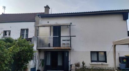 Pavillon 6 pièces de 117 m² à Montluçon (03100)