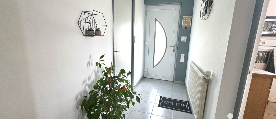 Maison 9 pièces de 175 m² à Cosne-Cours-sur-Loire (58200)