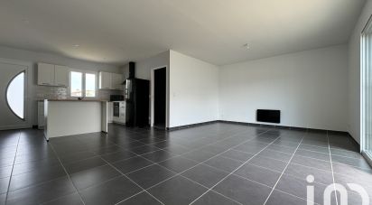 Maison 4 pièces de 86 m² à Yves (17340)