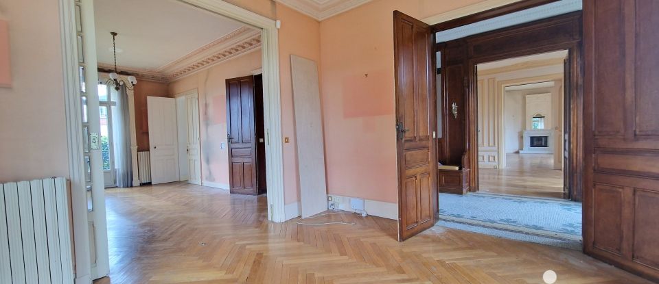 Mansion 15 rooms of 500 m² in Versailles (78000)