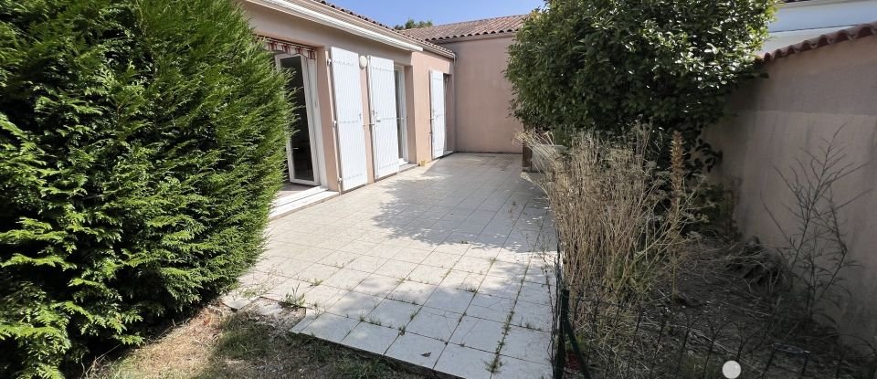 Traditional house 5 rooms of 108 m² in Salles-sur-Mer (17220)