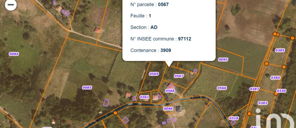 Land of 3,900 m² in Grand-Bourg (97112)