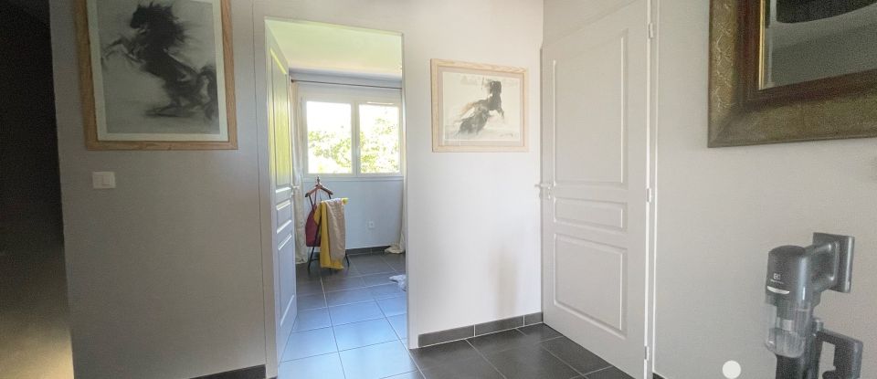 House 4 rooms of 113 m² in La Crau (83260)