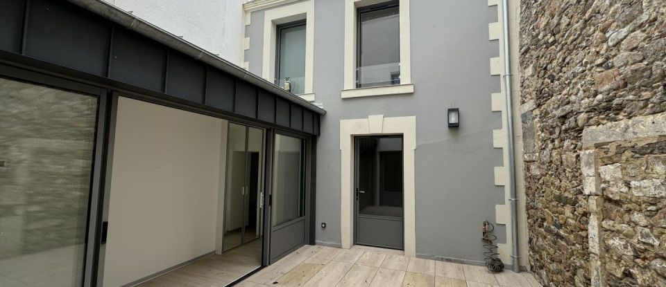 Apartment 4 rooms of 91 m² in Les Sables-d'Olonne (85100)